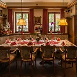 Hotel Restaurant Alte Linde 3*