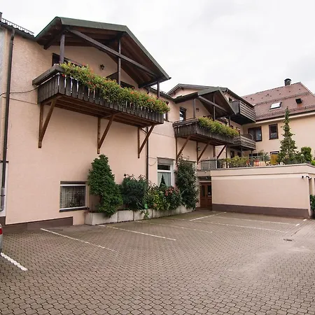 ホテル Restaurant Alte Linde