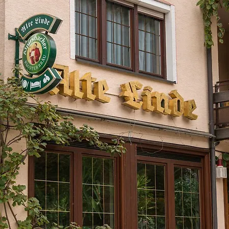 Hotel Restaurant Alte Linde 3*