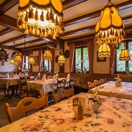 Restaurant Alte Linde 3*