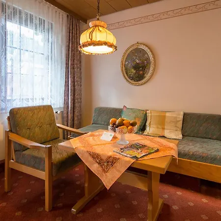 Hotel Restaurant Alte Linde 3*