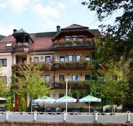 Restaurant Alte Linde 3*