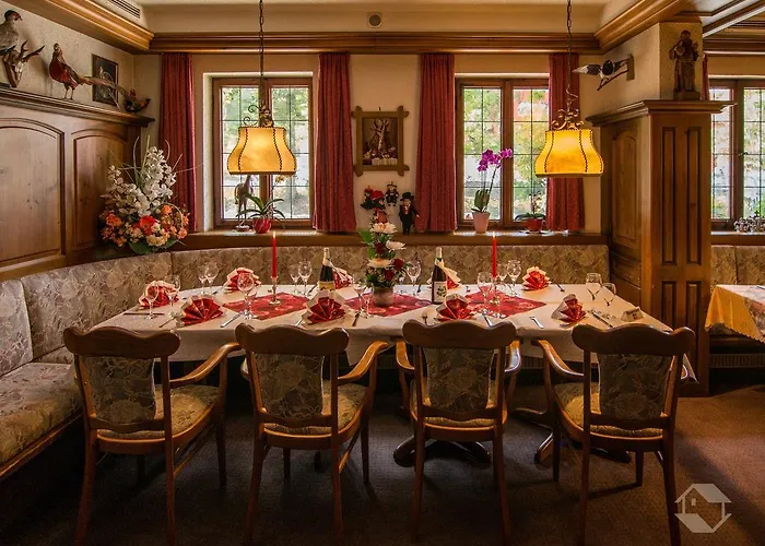 Hotel Restaurant Alte Linde 3*